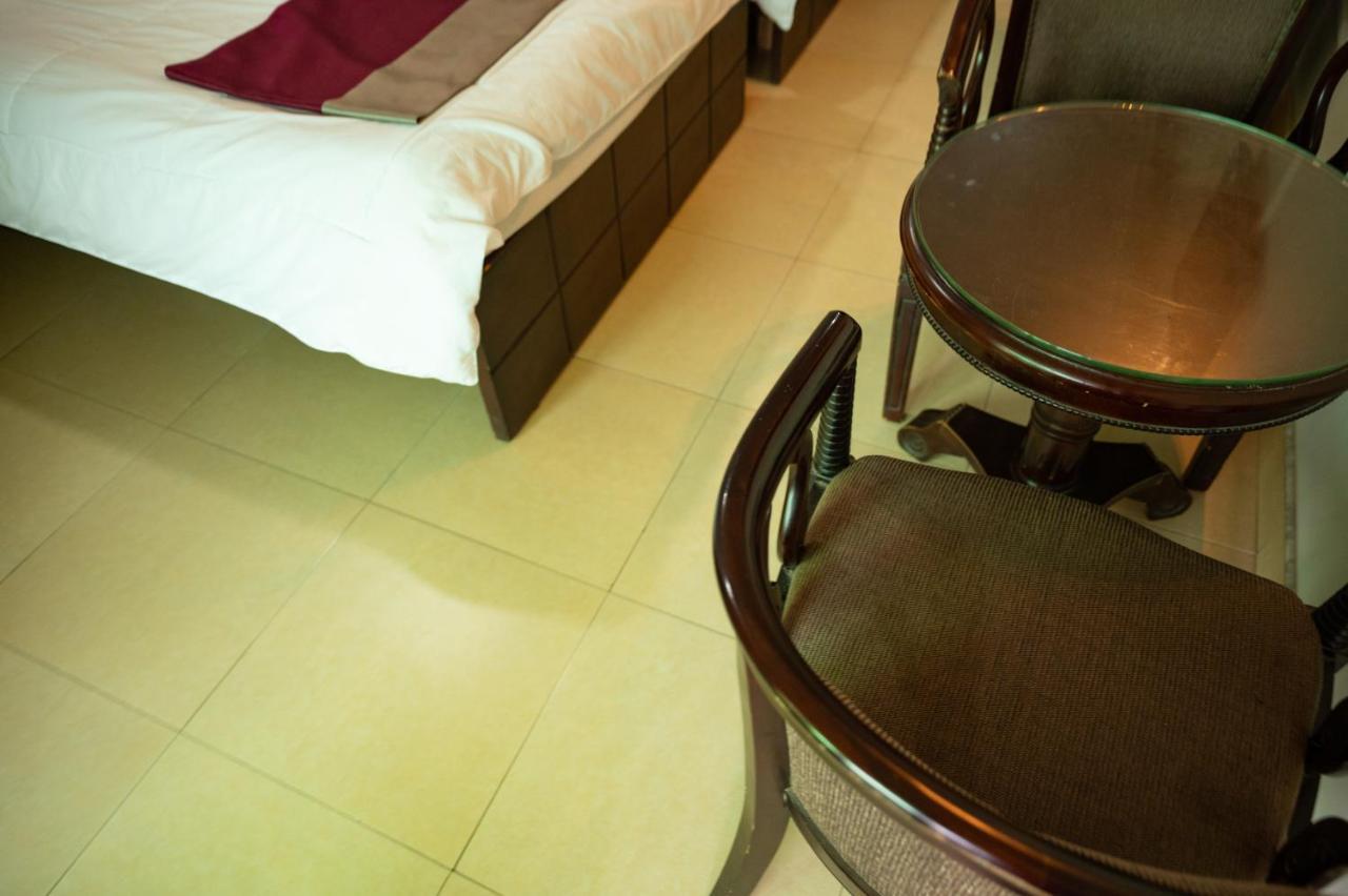 Korkdam Hotel Taifa Extérieur photo